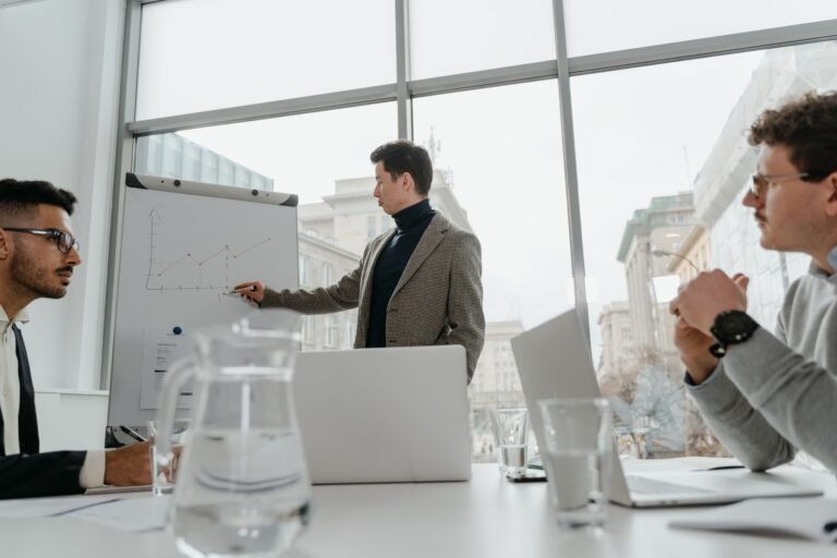 How to Choose the Right Java Corporate Trainer for Your Team
